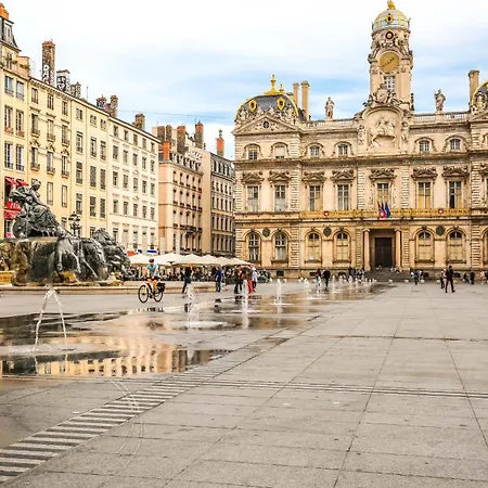 Lejlighed Le Calme Et Cosy Avec Parking Gratuit *